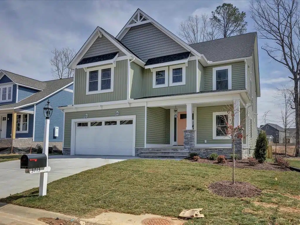 3731 Waverton Dr, Midlothian, VA 23112